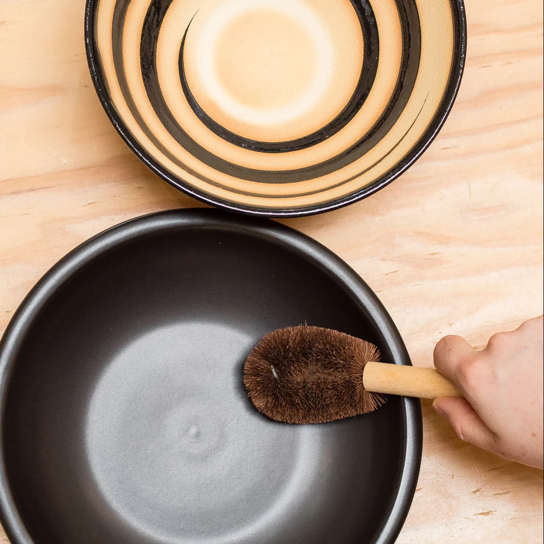 Tawashi Cleaning Brush with Handle - Image 9